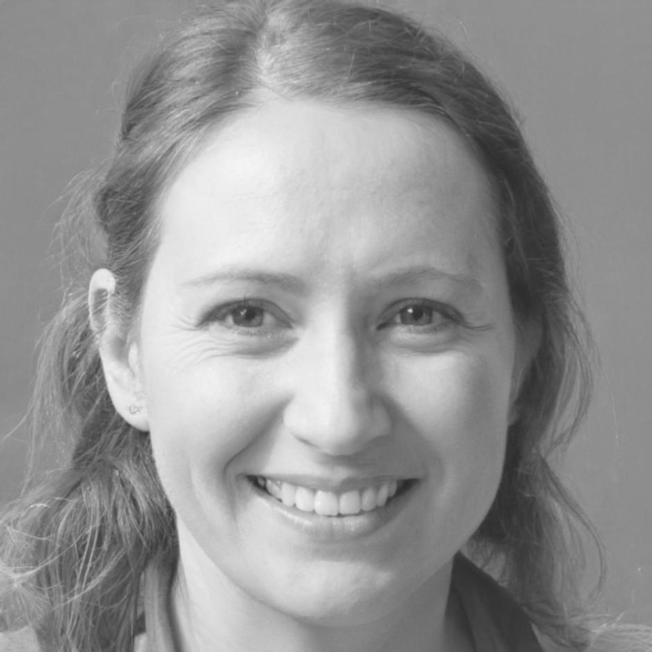 Portraitfoto einer erfolgreichen Startup-Gründerin